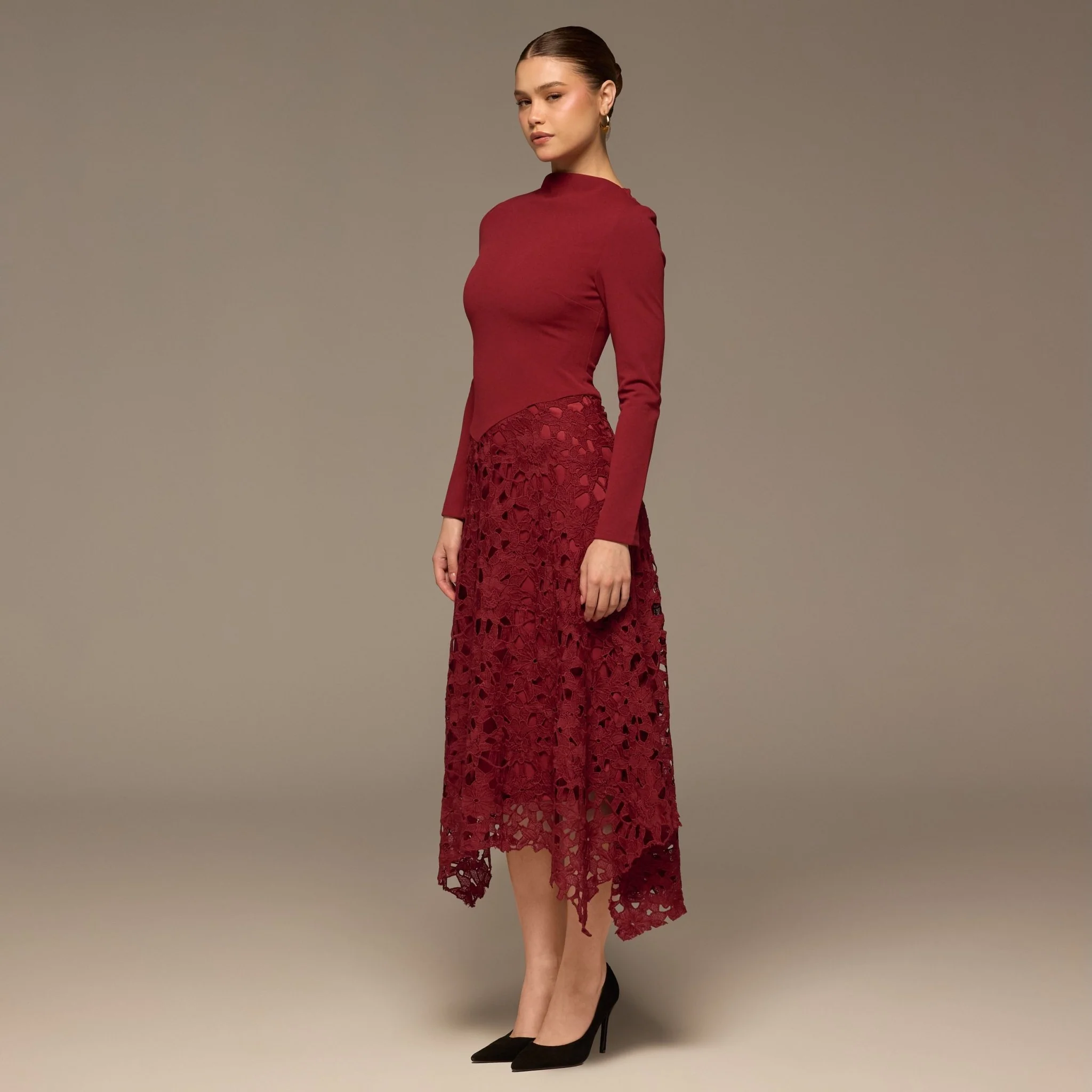 Plum Long Sleeve Lace-Overlay Crepe Dress - Image 2